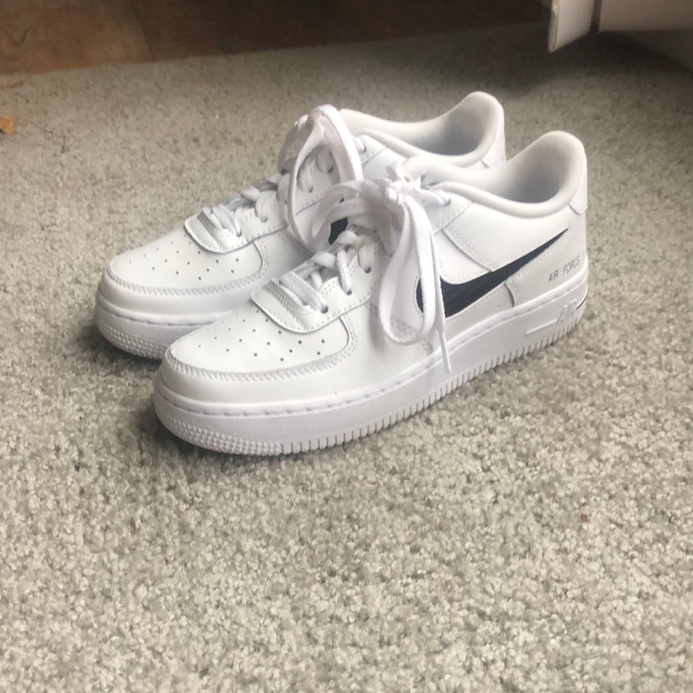 Nike Air Force 1 ‘07, style: DB2616-100, Big kids boys size 5.5Y